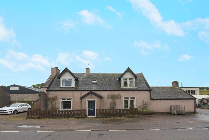 2 Bedroom Detached House For Sale In Lochlibo Road, Neilston, Glasgow, East Renfrewshire, G78
