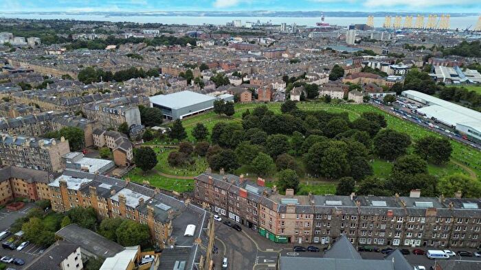 1 Bedroom Flat For Sale In Albion Road, Leith, Edinburgh, EH7