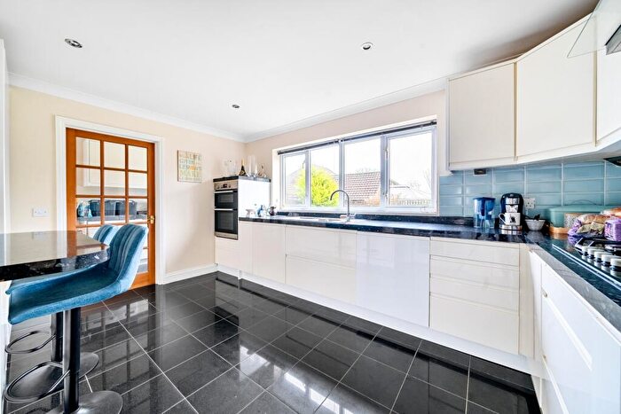 5 Bedroom Detached House For Sale In Harvest Way, Hawkinge, CT18
