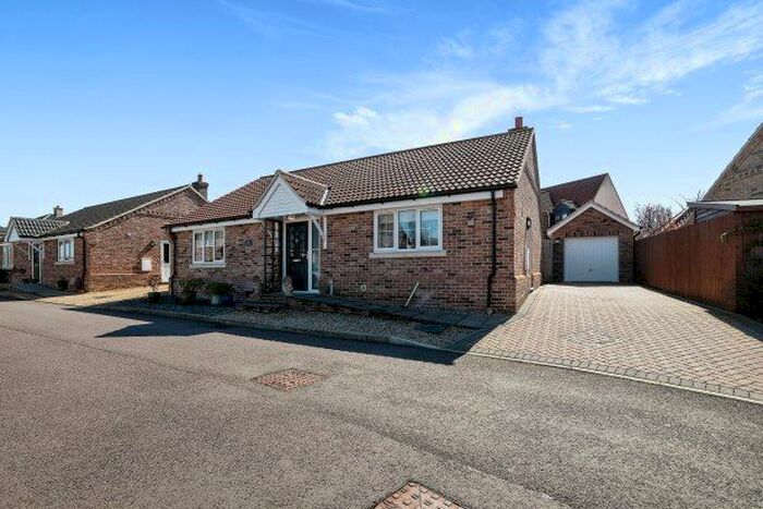 3 Bedroom Bungalow To Rent In Saffron Close, Thetford, IP25