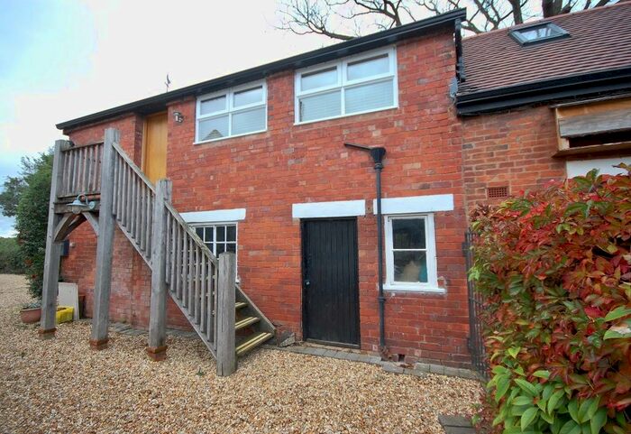 1 Bedroom Flat To Rent In Chaddesley Corbett, DY10