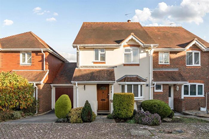 2 Bedroom Semi-Detached House For Sale In Gainsborough Mews, Titchfield, PO14