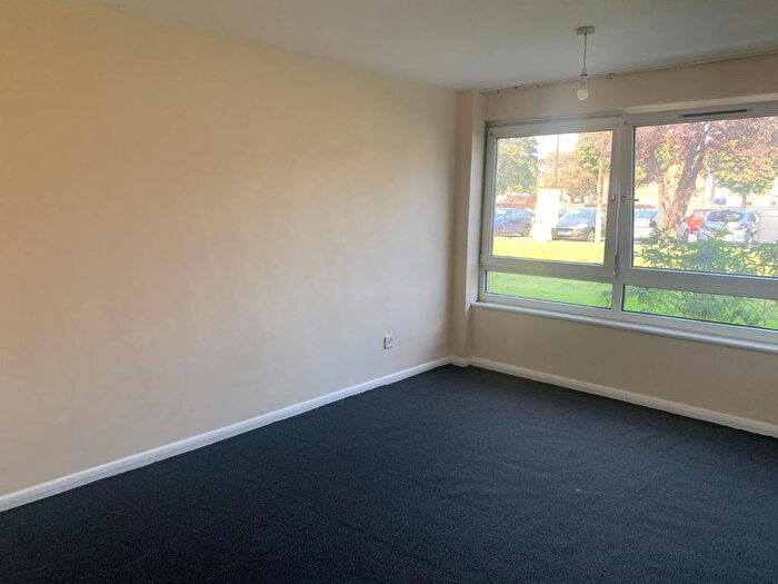 2 Bedroom Detached House To Rent In Lansdowne Road, London, N17