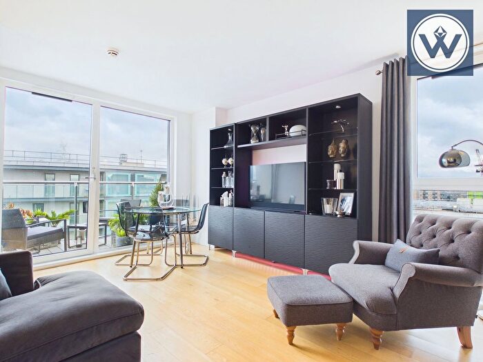 2 Bedroom Flat For Sale In Navigation Building, Station Approach, Hayes, UB3