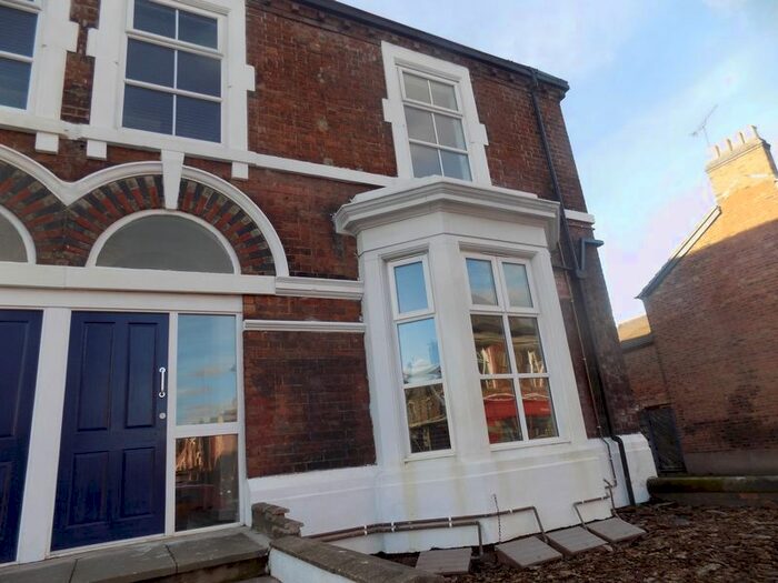 2 Bedroom Flat To Rent In Wolverhampton Road, Stafford ST17