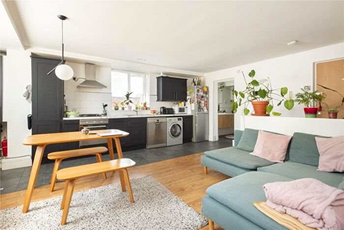 1 Bedroom Flat For Sale In Lea Bridge Lofts, Leyton, London, E10