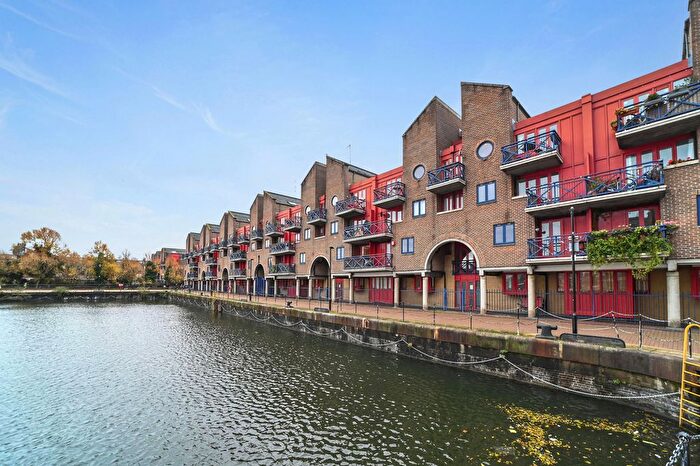 2 Bedroom Flat To Rent In Maynards Quay, London, E1W