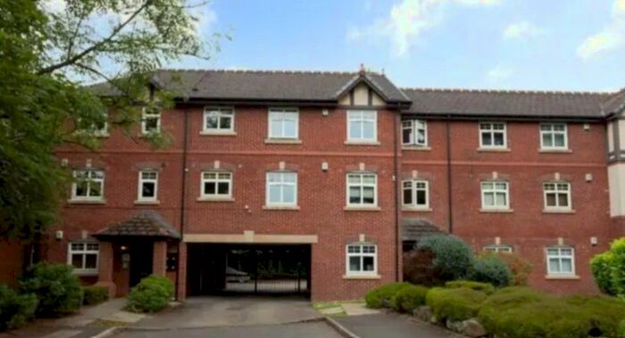 2 Bedroom Flat To Rent In Bridgefield Drive, Bury, BL9