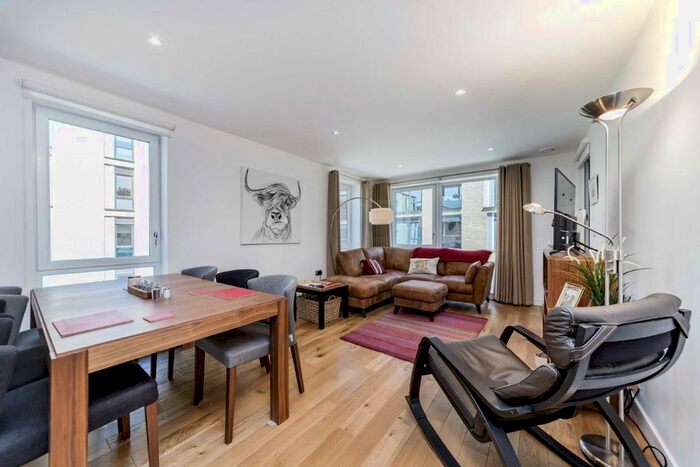 2 Bedroom Flat To Rent In Eltringham Street, London, SW18
