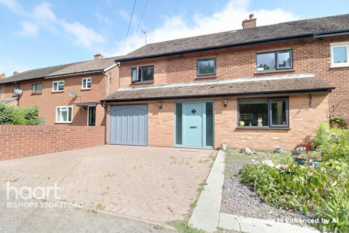 4 Bedroom Semi Detached House For Sale In Thrimley Lane, Bishop's Stortford, CM23