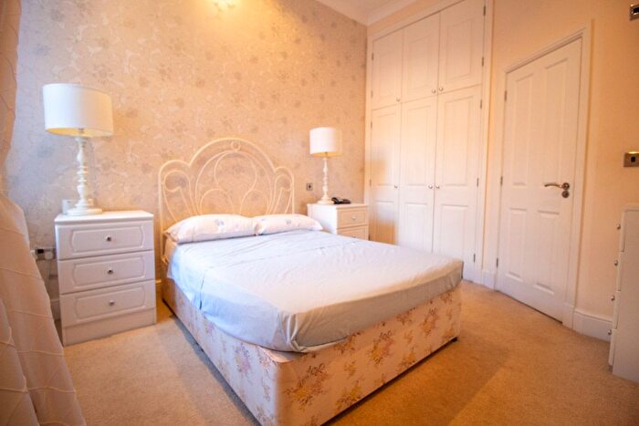 2 Bedroom Flat For Sale In Clifton Road, Ruddington, Nottingham, NG11
