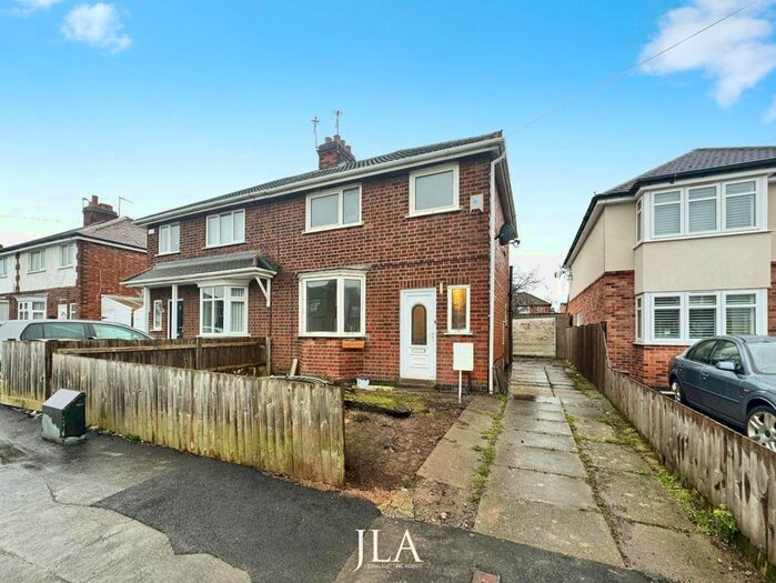 3 Bedroom Semi-Detached House To Rent In The Meadway, Birstall, Leicester, LE4