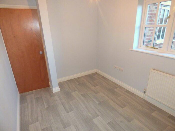 2 Bedroom Apartment To Rent In Althorne, CM3