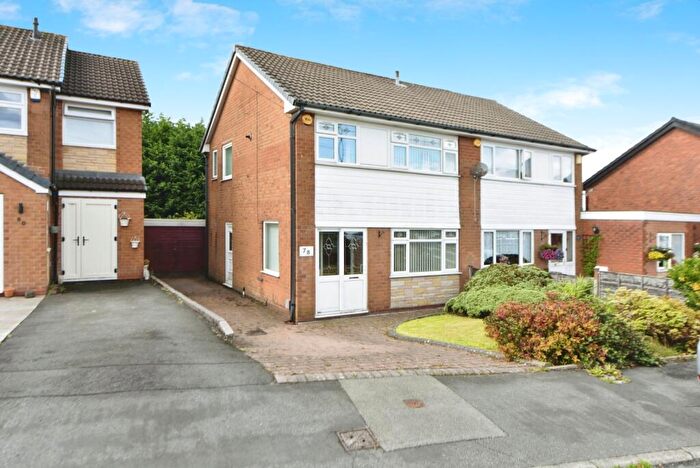 3 Bedroom Semi-Detached House For Sale In Broadhill Road, Stalybridge, Greater Manchester, SK15