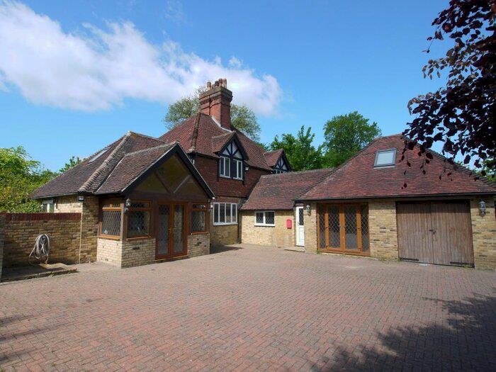 5 Bedroom Detached House For Sale In Riverhill, Sevenoaks, TN15