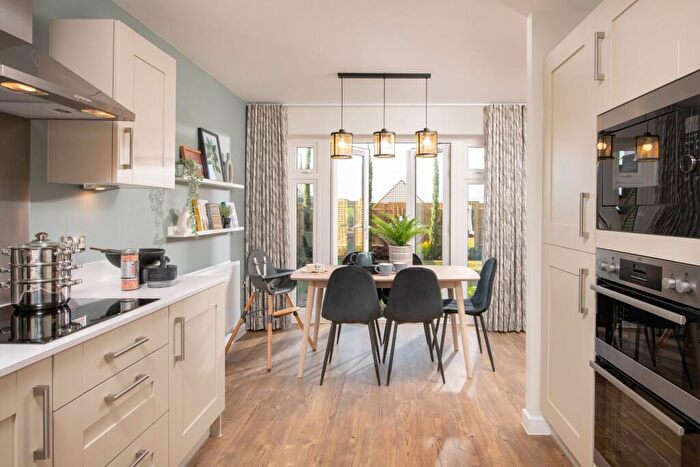 3 Bedroom Semi-Detached House For Sale In New Cardington Fields Bedford, Bedfordshire, MK42