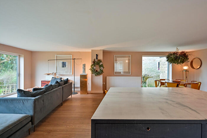 3 Bedroom Detached House For Sale In Millscroft, Hognaston, DE6