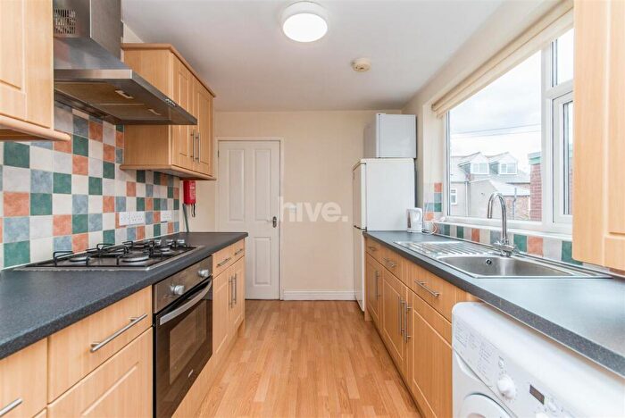 4 Bedroom Maisonette To Rent In Hotspur Street, Heaton, Newcastle Upon Tyne, NE6