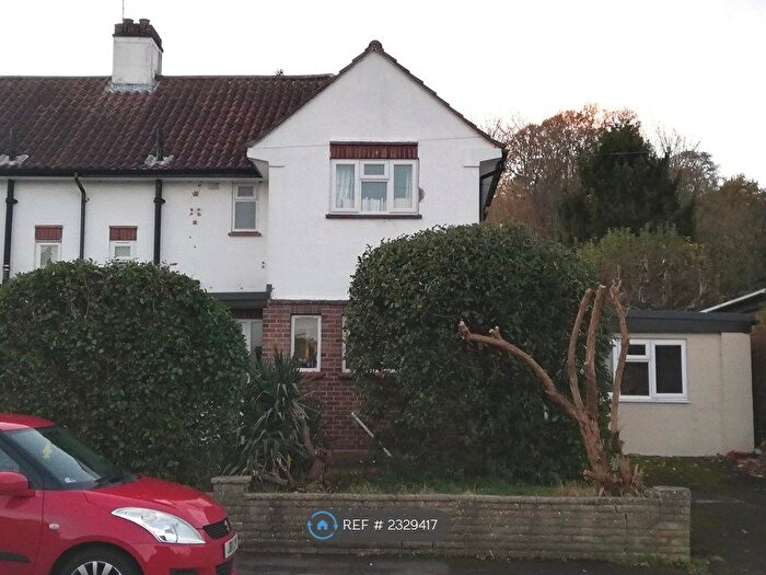 6 Bedroom Semi Detached House To Rent In Spring Rise, Egham, TW20