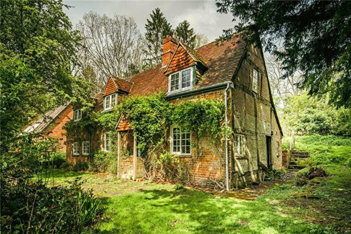 3 Bedroom Detached House For Sale In Snelsmore, Newbury, RG14