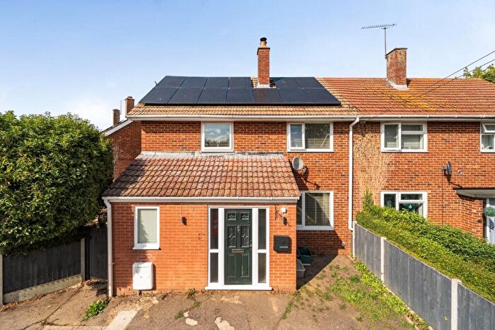 3 Bedroom Semi Detached House For Sale In Greenfield Close, Eccles, Aylesford, ME20