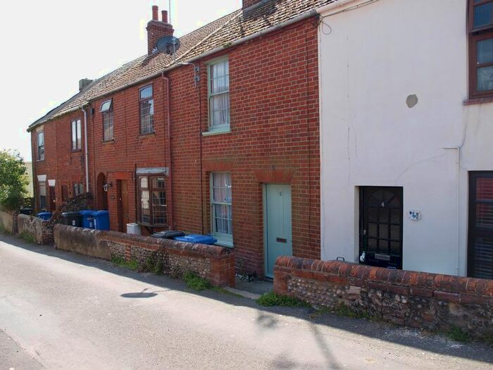 2 Bedroom Terraced House To Rent In Spurgeon Score, Lowestoft, NR32
