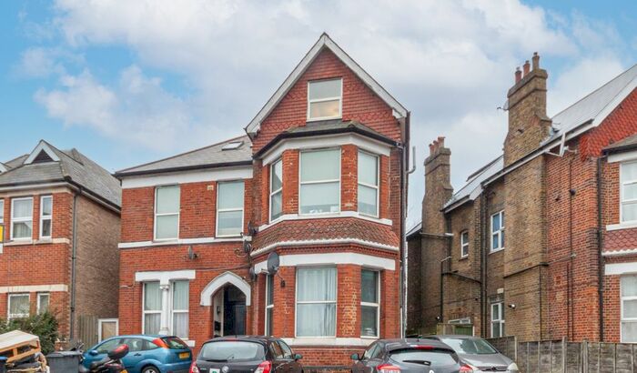 Studio To Rent In Craven Park Road, London, NW10