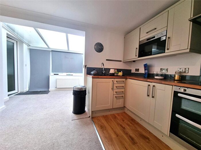1 Bedroom Apartment To Rent In Tamar Place, Calstock, PL18