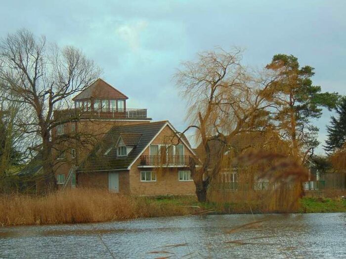 7 Bedroom Detached House For Sale In Old Bedford Bank, Welney, Wisbech, Cambs, PE14