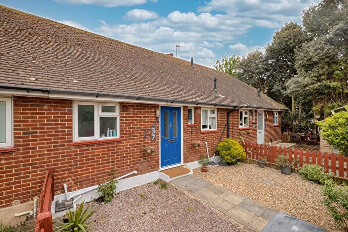 1 Bedroom Bungalow For Sale In Coronation Close, Broadstairs, Kent, CT10