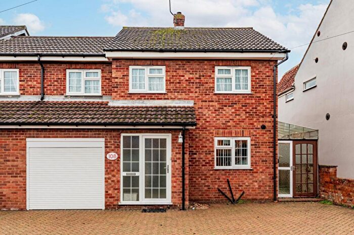 3 Bedroom Semi-Detached House For Sale In Southend, Dereham, NR19