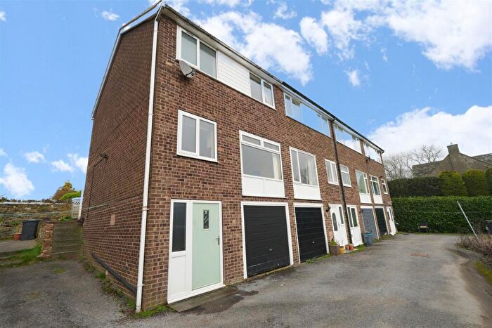 3 Bedroom Town House For Sale In Bramley Lane, Hipperholme, HX3