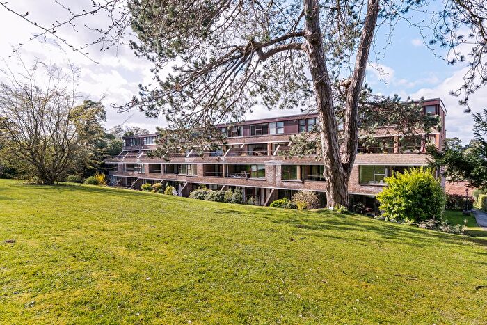 3 Bedroom Flat For Sale In Hazelwood Road, Sneyd Park, Bristol, BS9