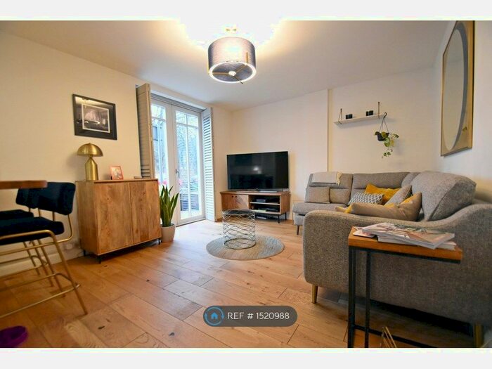 2 Bedroom Maisonette To Rent In Kelsall Street, Sale, M33