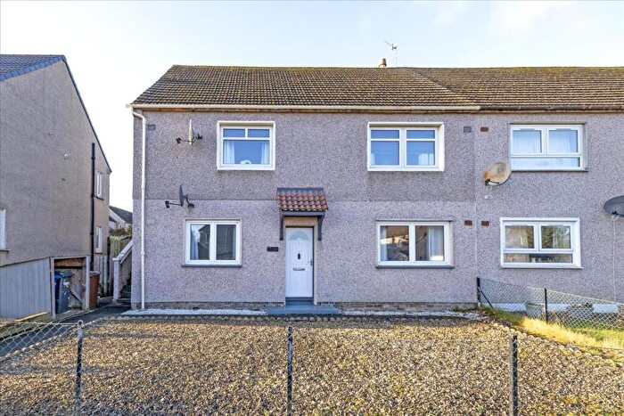 2 Bedroom Flat For Sale In Dean Road, Penicuik, EH26