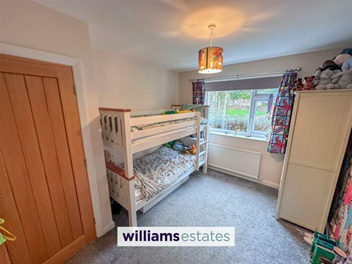 5 Bedroom Detached House For Sale In Clwyd Avenue, Dyserth, LL18