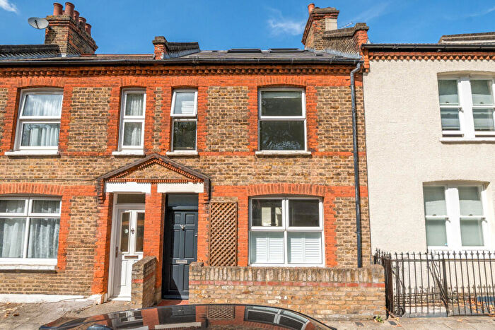 3 Bedroom Terraced House For Sale In Robson Road, West Norwood, London, SE27