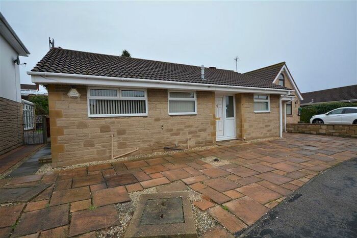 2 Bedroom Detached House To Rent In Gorse Close, Dunsville, Doncaster, DN7
