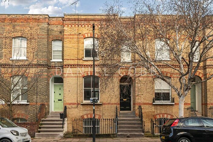 2 Bedroom Flat To Rent In Ravensdon Street, London, SE11