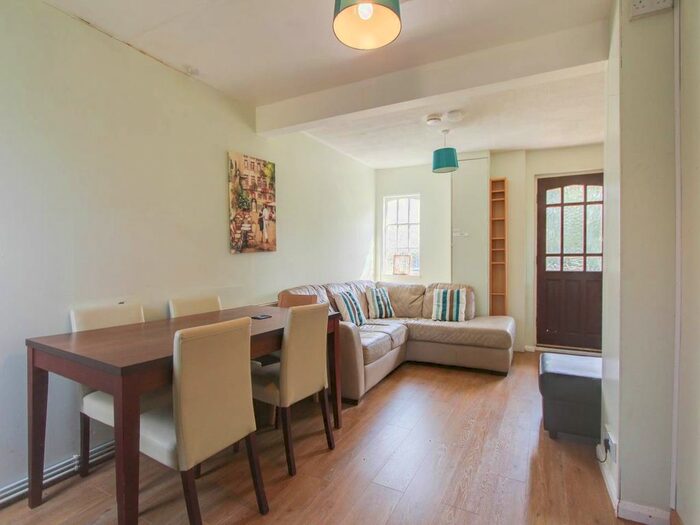 5 Bedroom Property To Rent In Knight Avenue, Canterbury, CT2