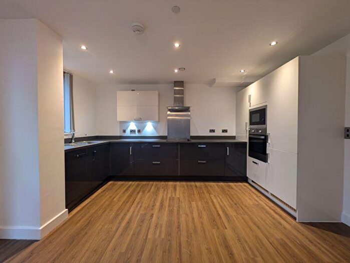 3 Bedroom Flat To Rent In Swanton Court, Jerrard Street, SE13