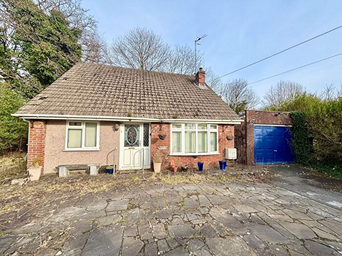 3 Bedroom Detached House For Sale In Neath Road, Pontardawe, Swansea., SA8