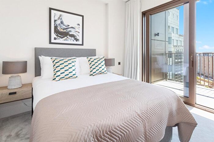 2 Bedroom Apartment To Rent In Dock East, Selsdon Way, E14