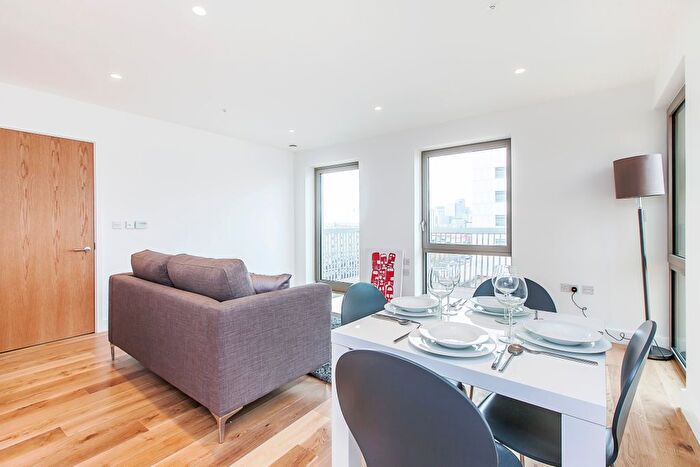 1 Bedroom Flat For Sale In Barking Road, London, E16