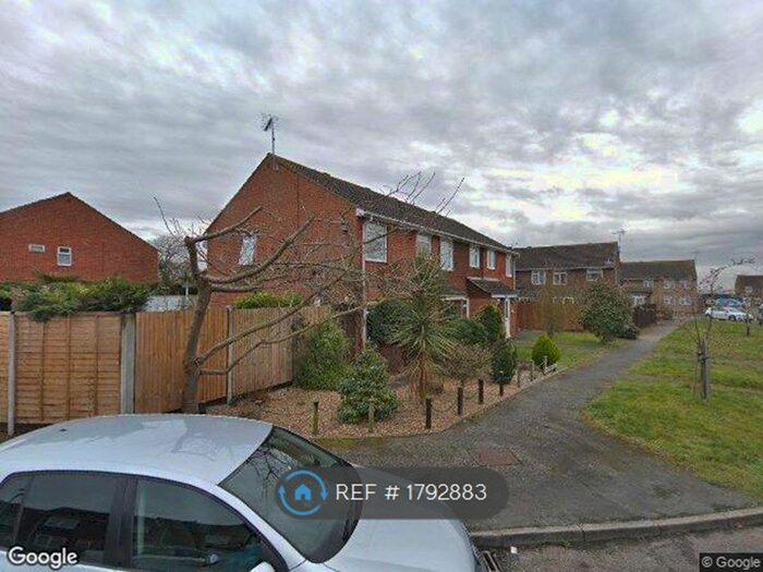 3 Bedroom Terraced House To Rent In Leas Drive, Iver, SL0