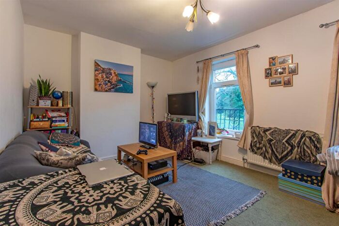 1 Bedroom Private Halls To Rent In Allensbank Road, Heath, CF14