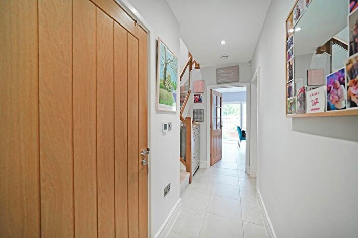 3 Bedroom Terraced House For Sale In Old Warwick Road, Lapworth, B94