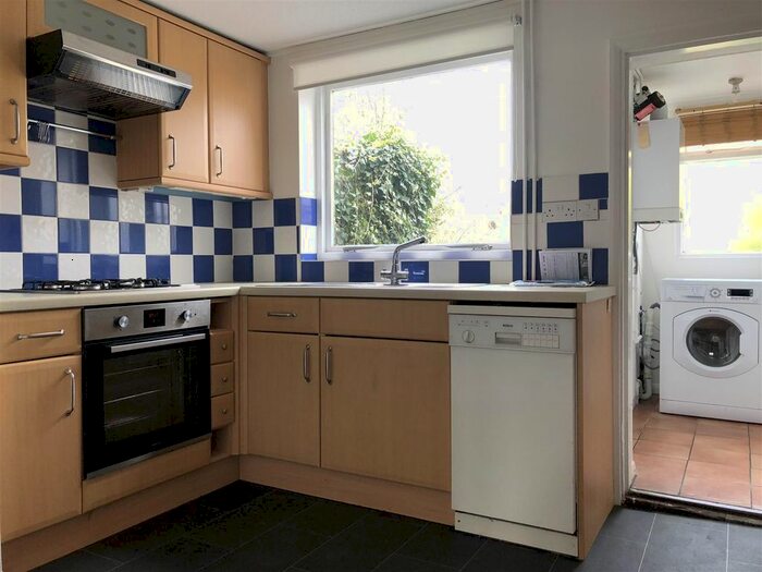 2 Bedroom Property To Rent In Station Road, Waterbeach, Cambridge, CB25