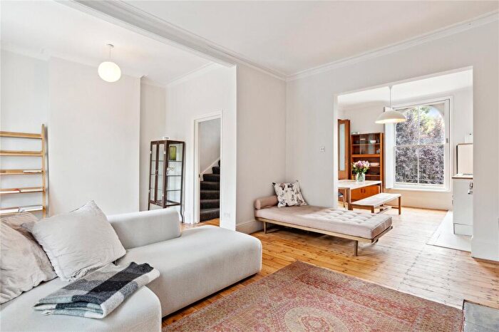 3 Bedroom Flat To Rent In Beresford Terrace, Highbury, N5
