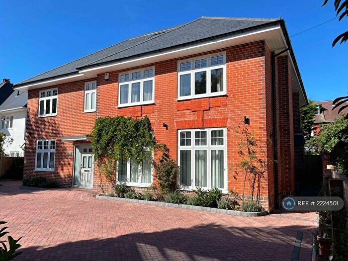 5 Bedroom Semi-Detached House To Rent In Chessel Avenue, Bournemouth, BH5